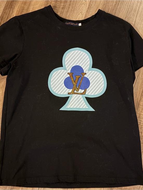 Louis Vuitton Tops - Louis Vuitton Graphic T-Shirt